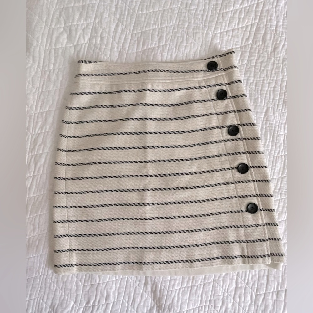 Ann Taylor 0 Petite Striped Skirt
